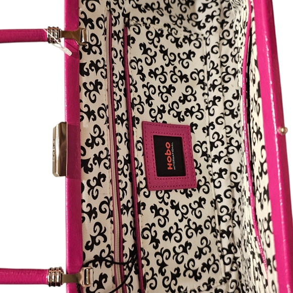 Hobo International Vintage Patent Leather Top Handle/Clutch - Picture 3 of 10